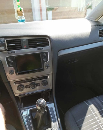Volkswagen Golf cena 41500 przebieg: 127000, rok produkcji 2015 z Turek małe 92